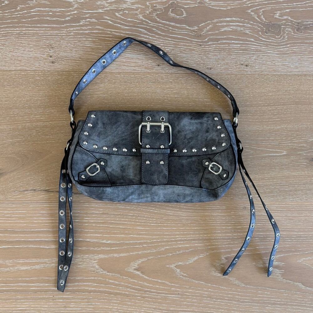 No brand Studded Shoulder bag in Gray and Silver
